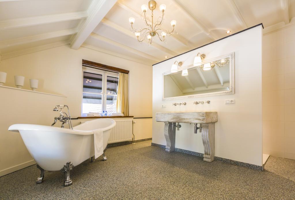 Hotel Tavern De Geulhemermolen Berg en Terblijt Zimmer foto